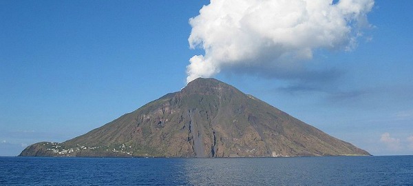 Veduta di Stromboli Veduta di Stromboli